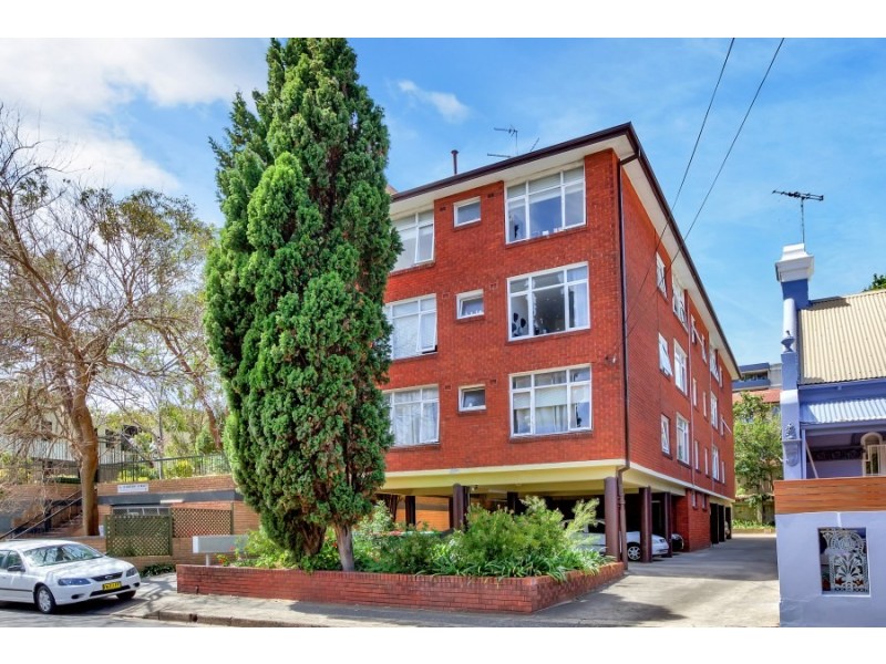 2/20 Botany Street, Bondi Junction NSW 2022