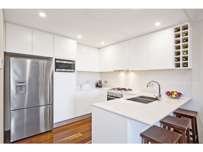 2/4 Dudley Street, Coogee NSW 2034