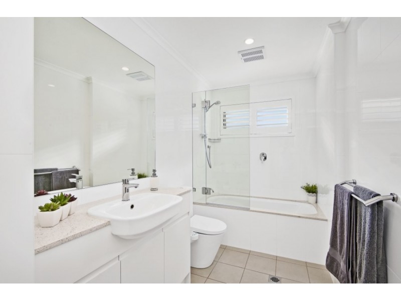 2/4 Dudley Street, Coogee NSW 2034