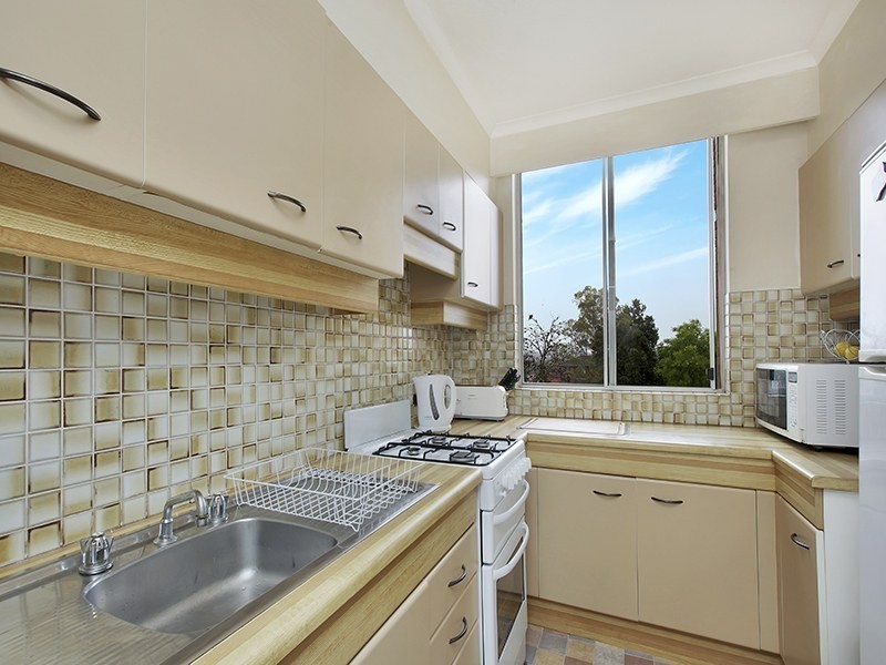 202/2 Roscrea Avenue, Randwick NSW 2031