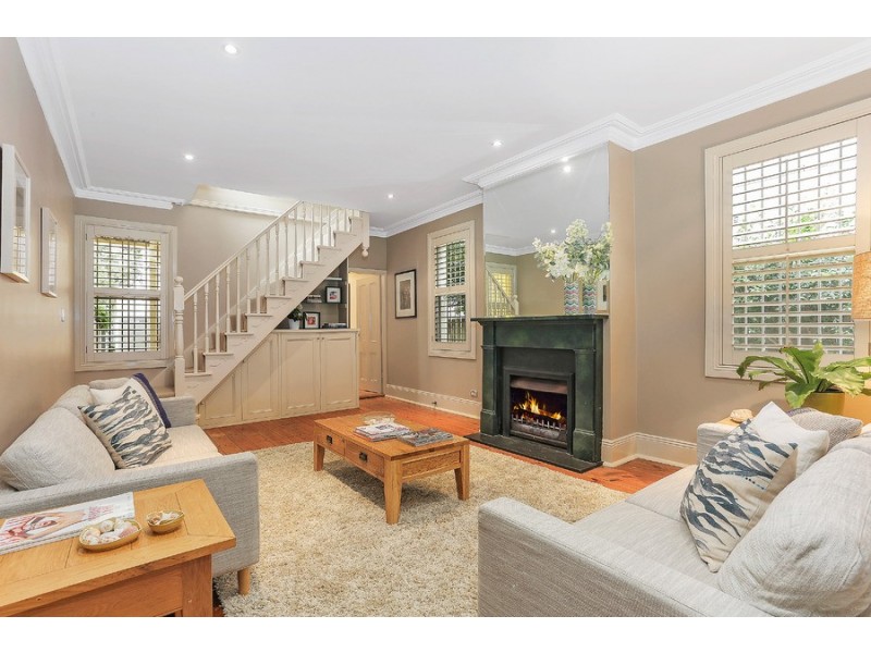 64 Ruthven Street, Bondi Junction NSW 2022