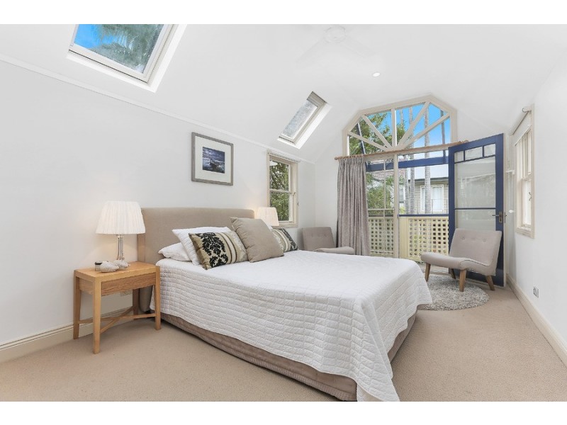 64 Ruthven Street, Bondi Junction NSW 2022