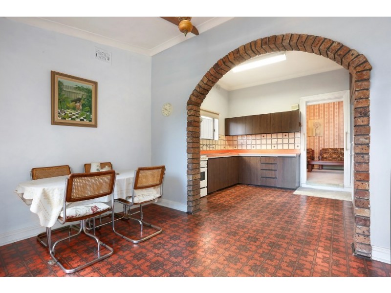 140 Denison Street, Queens Park NSW 2022