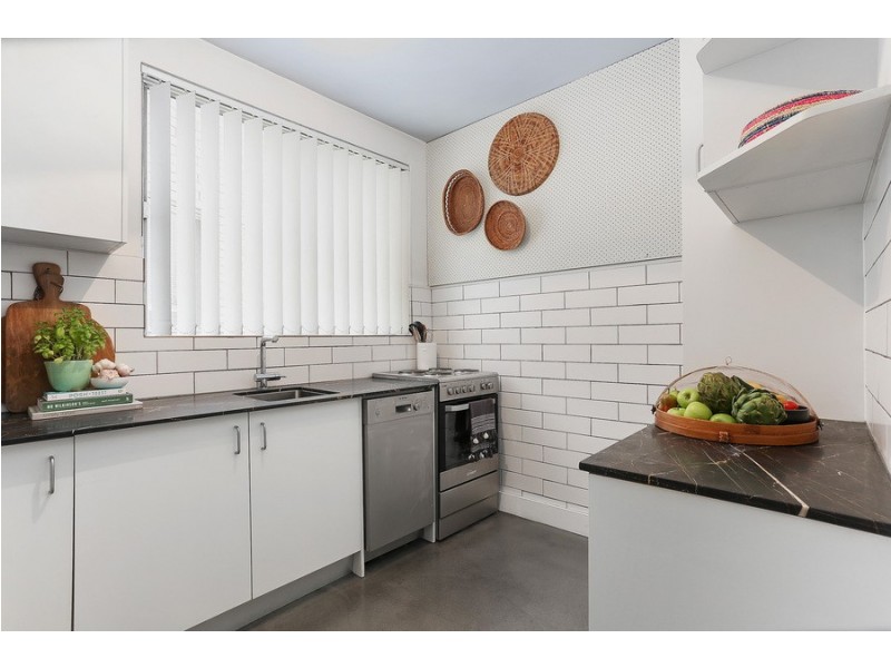 2 /76 Albion Street, Randwick NSW 2031