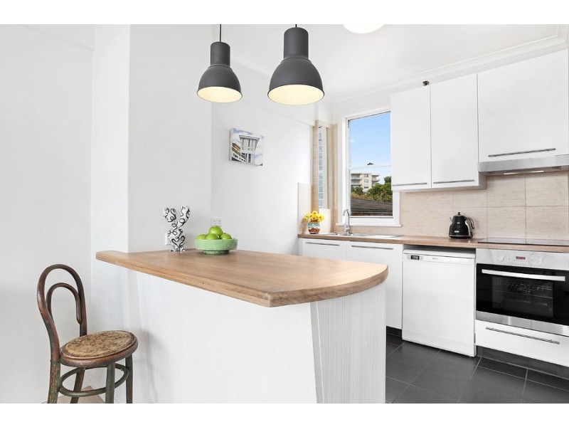 18/83 Old South Head Road, Bondi Junction NSW 2022