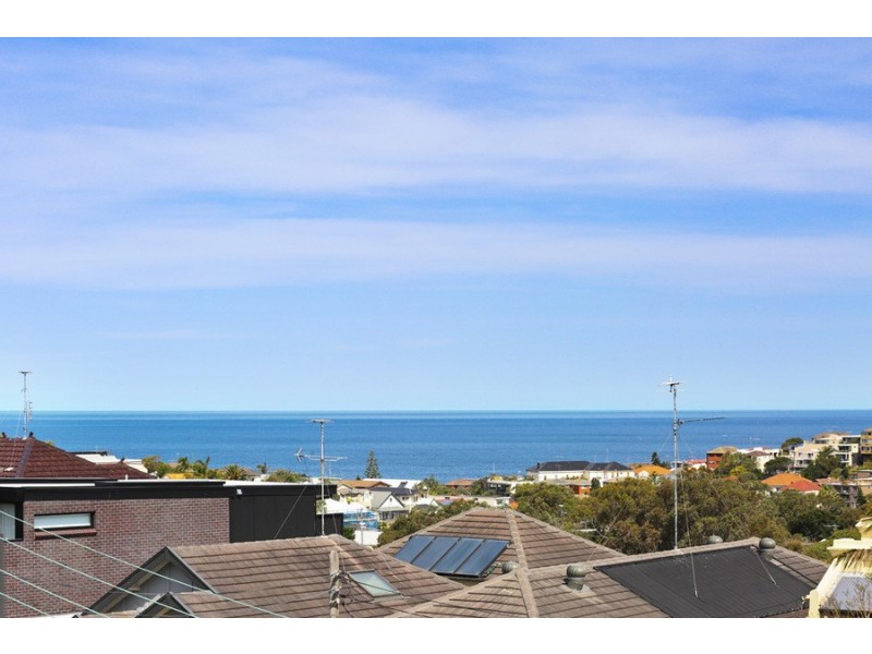 2 Busby Parade, Bronte NSW 2024