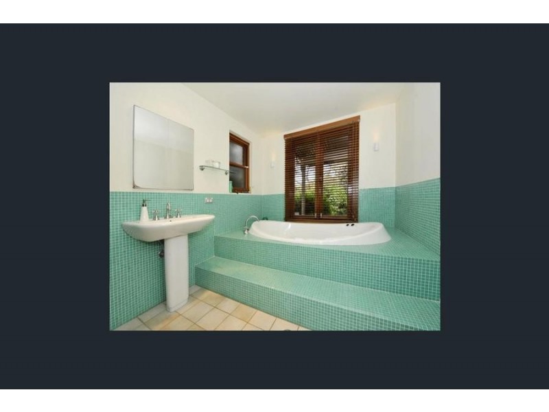 305 Alison Road, Coogee NSW 2034