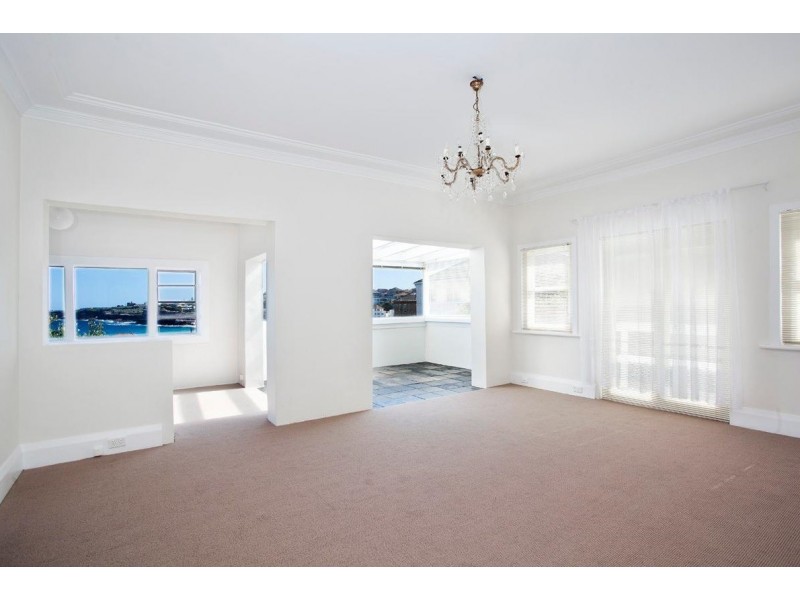 2/24 Dellview Street, Tamarama NSW 2026