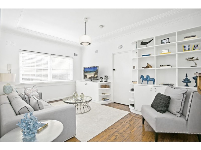 11/125 Old South Head Road, Bondi Junction NSW 2022