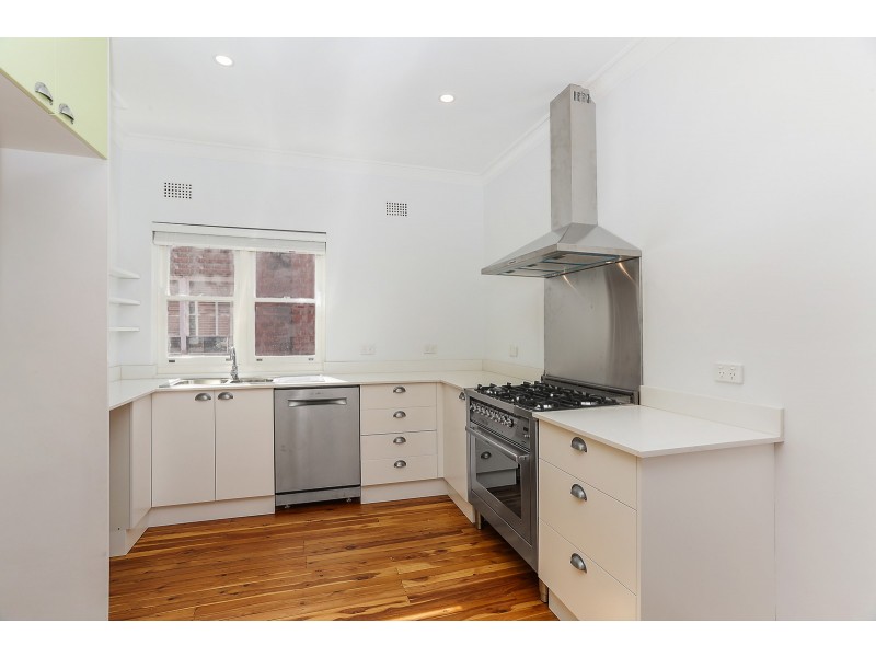11/125 Old South Head Road, Bondi Junction NSW 2022