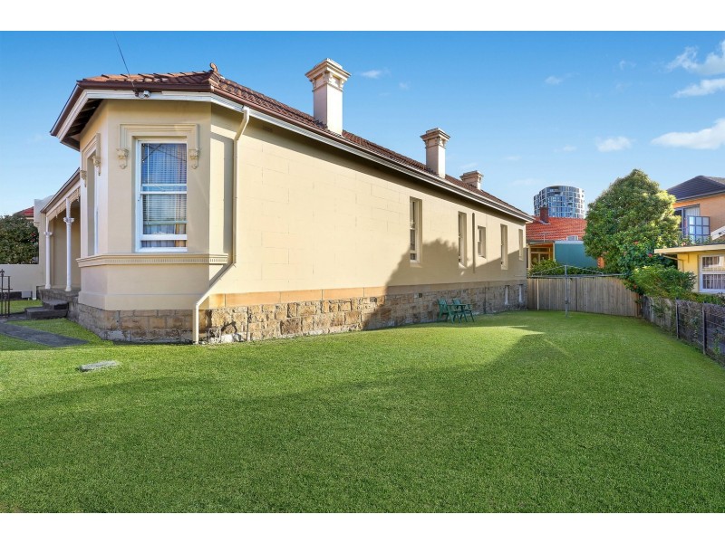 14 Waverley Crescent, Bondi Junction NSW 2022