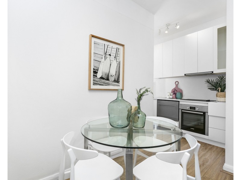 2/96 Wallis Street, Woollahra NSW 2025