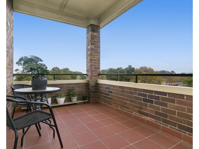 26/96 Wallis Street, Woollahra NSW 2025