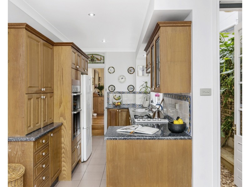 64 Mill Hill Road, Bondi Junction NSW 2022