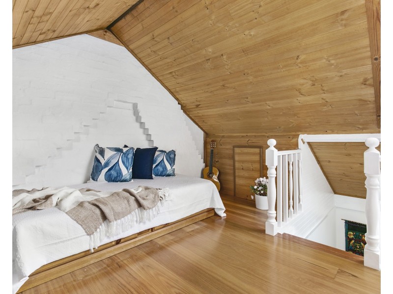 64 Mill Hill Road, Bondi Junction NSW 2022