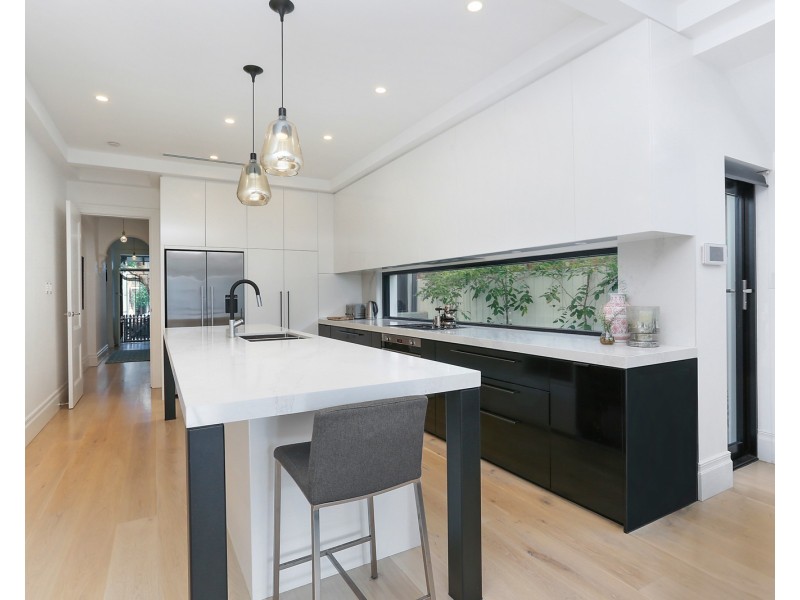 33 St James Road, Bondi Junction NSW 2022