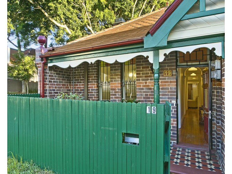19 Birrell Street, Queens Park NSW 2022