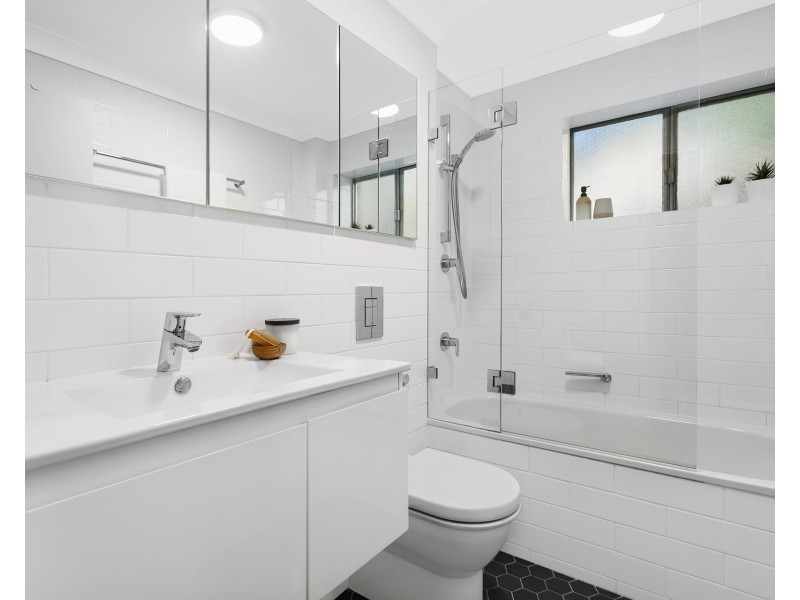 1/52 Queens Park Road, Queens Park NSW 2022