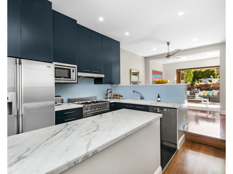 37 Mill Hill Road, Bondi Junction NSW 2022