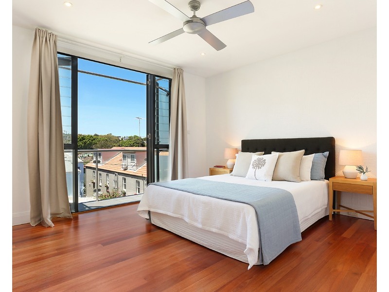 122 Denison Street, Bondi Junction NSW 2022
