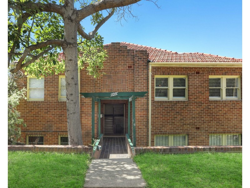 2/109 Carrington Road, Coogee NSW 2034