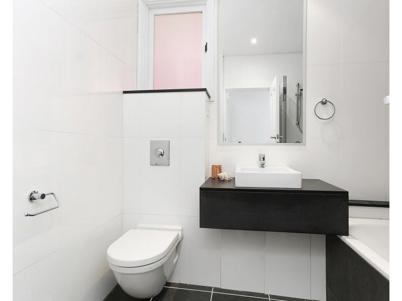 9 Mill Hill Road, Bondi Junction NSW 2022