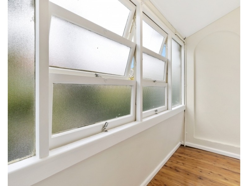 66 Mill Hill Road, Bondi Junction NSW 2022