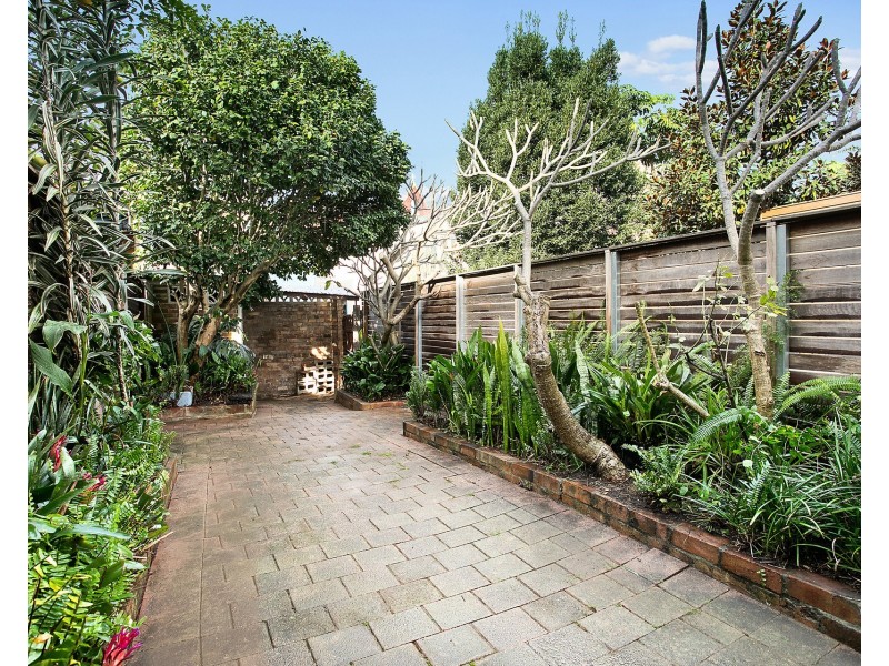 66 Mill Hill Road, Bondi Junction NSW 2022