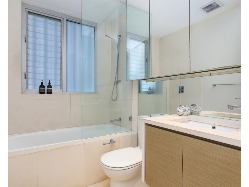 26/64 Penkivil Street, Bondi NSW 2026