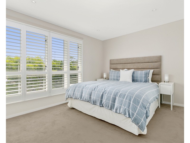 61 Mackenzie Street, Bondi Junction NSW 2022
