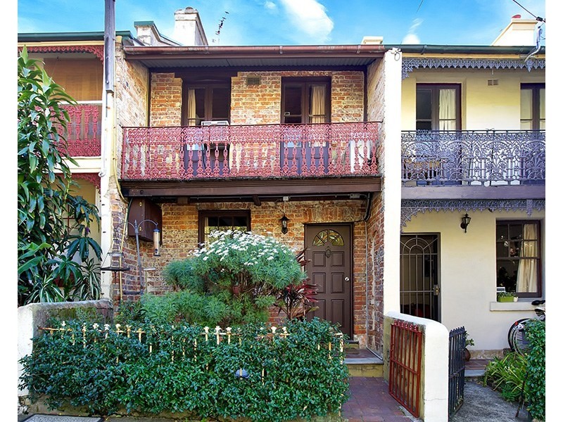 124 Chelmsford Street, Newtown NSW 2042