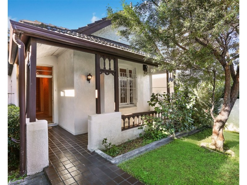 140 Denison Street, Queens Park NSW 2022