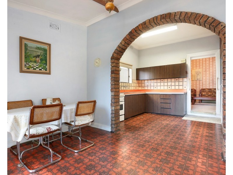 140 Denison Street, Queens Park NSW 2022