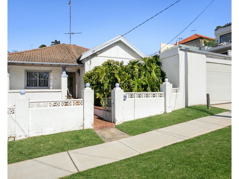 376 Military Road, Vaucluse NSW 2030