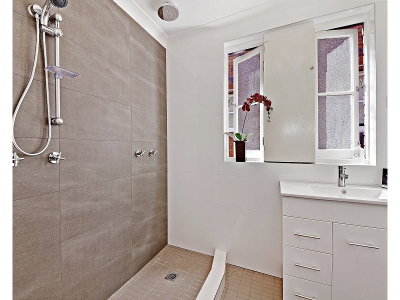4/123 Old South Head Road, Bondi Junction NSW 2022