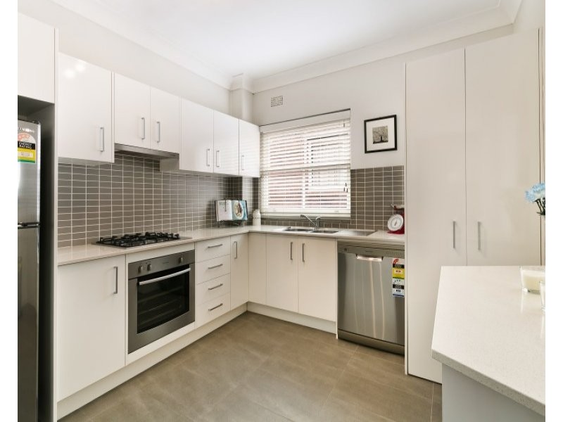 11/123 Old South Head Road, Bondi Junction NSW 2022