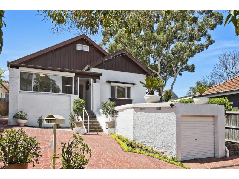 16 Tambourine Bay Road, Lane Cove NSW 2066