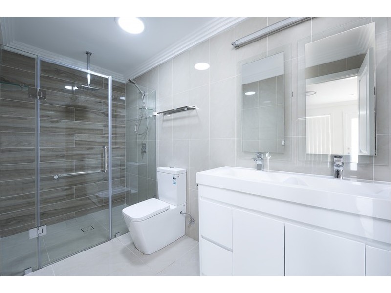 2/3 Kimberley Avenue, Lane Cove NSW 2066