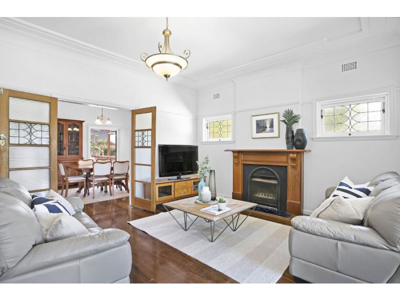 18 Osborne Road, Greenwich NSW 2065