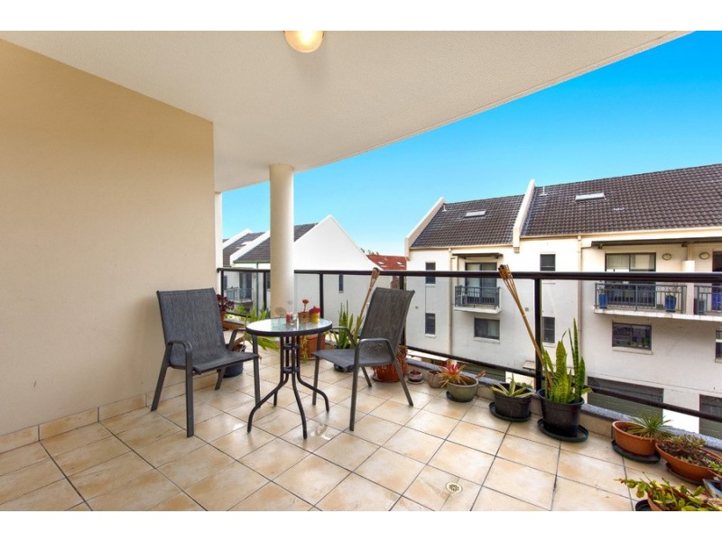 10/4 Taylors Drive, Lane Cove NSW 2066