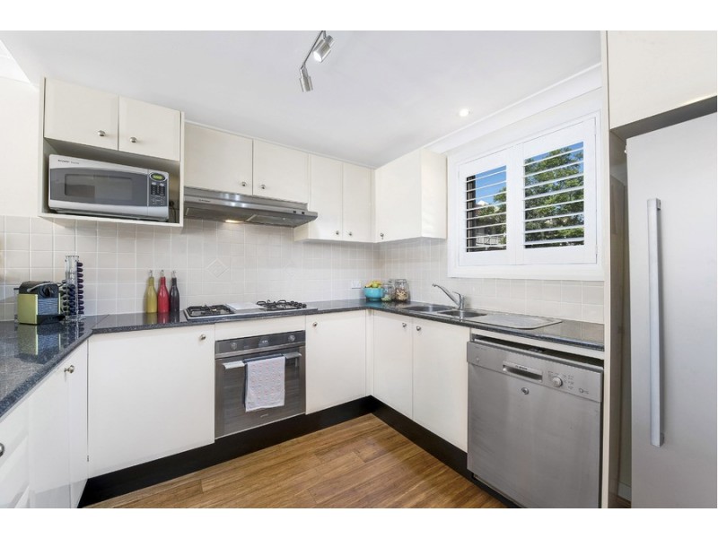 2 Whitfield Avenue, Lane Cove NSW 2066