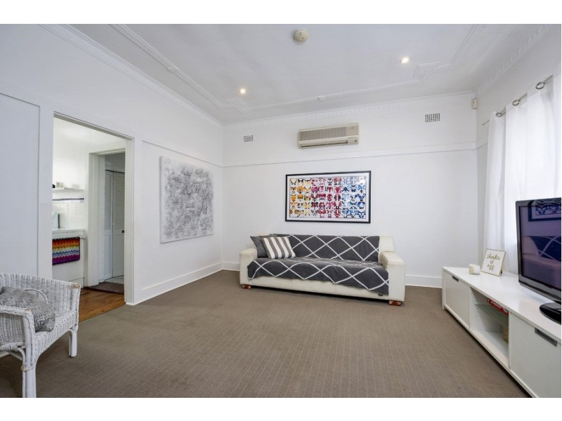 81 Greenwich Road, Greenwich NSW 2065