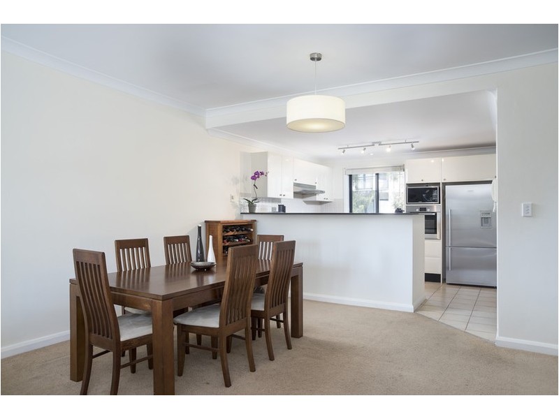 17 Walkers Drive, Lane Cove NSW 2066