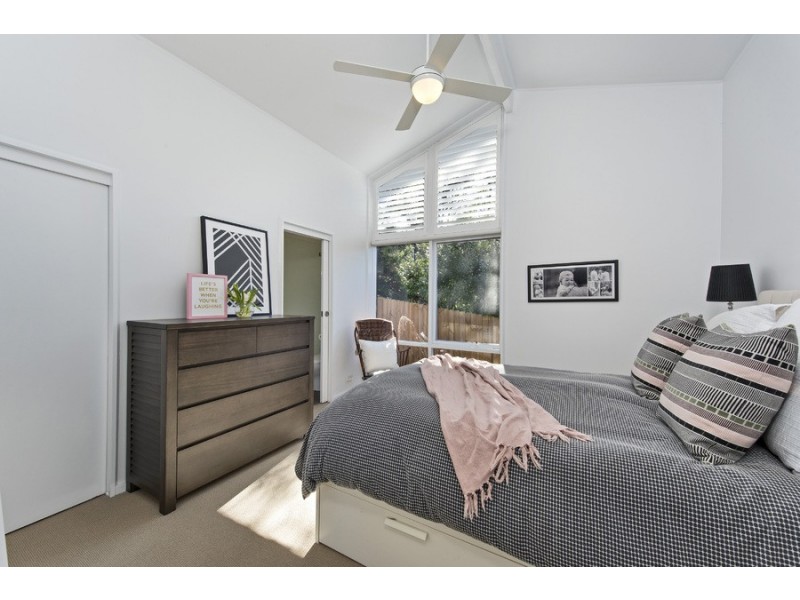 18 Avian Crescent, Lane Cove NSW 2066