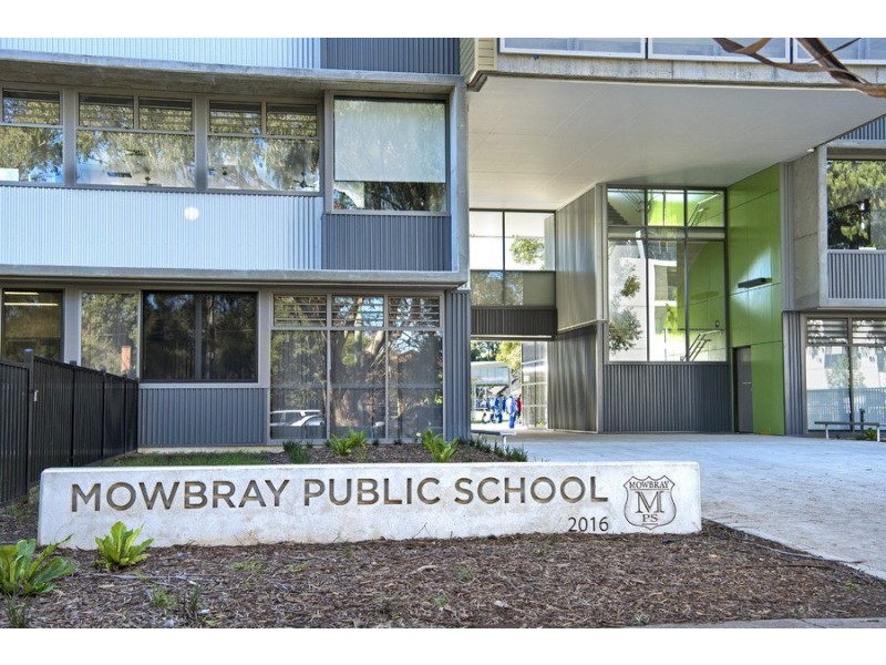 18 Avian Crescent, Lane Cove NSW 2066