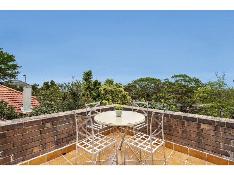 2 Osborne Road, Greenwich NSW 2065