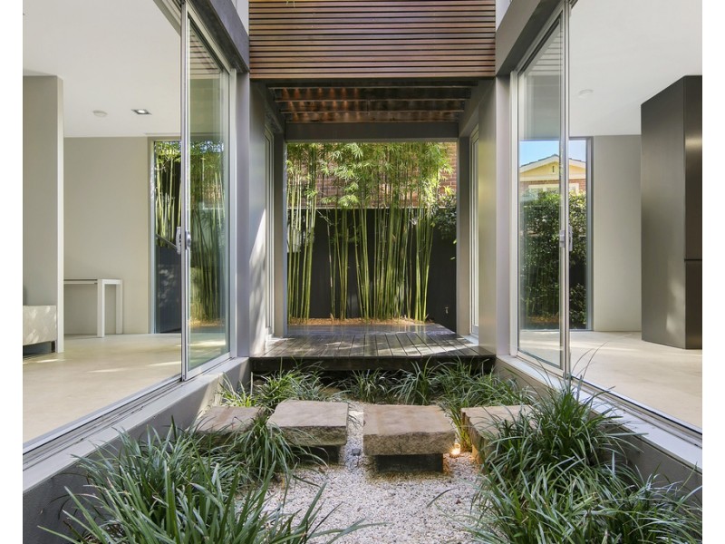 2b St Lawrence Street, Greenwich NSW 2065