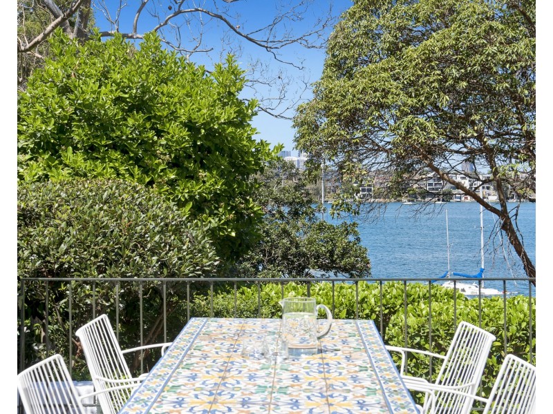 36 Lower Serpentine Road, Greenwich NSW 2065