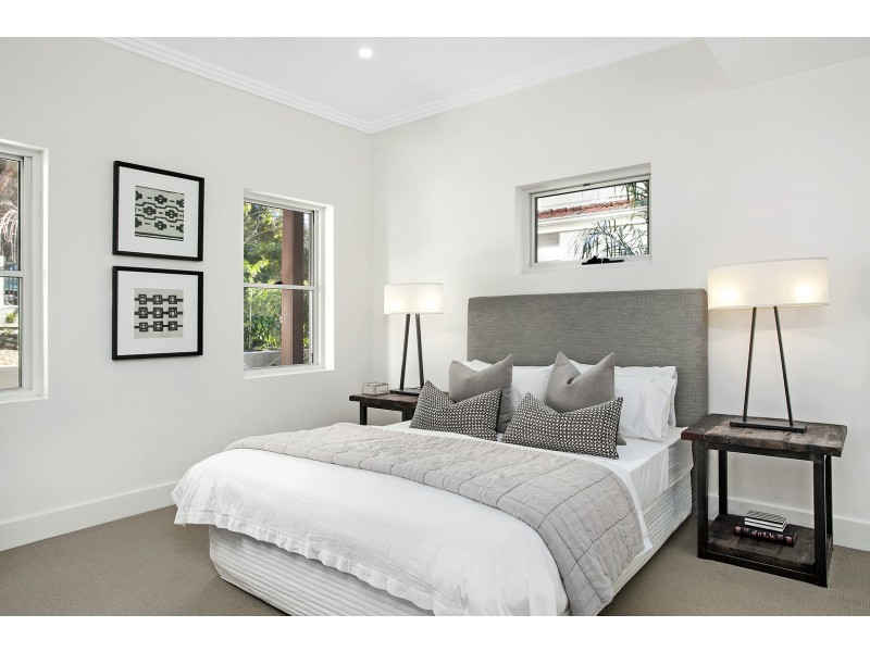 1 Rothwell Crescent, Lane Cove NSW 2066