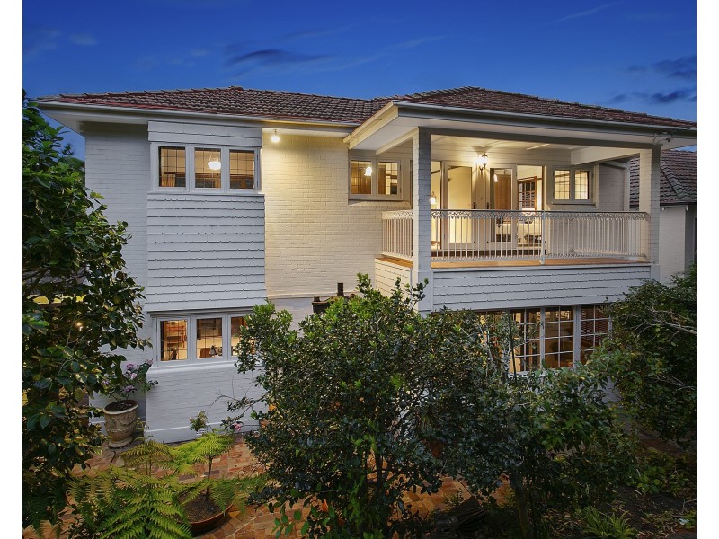 12 Glenview Street, Greenwich NSW 2065